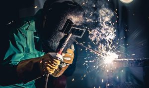 allianz-trade-metal-sektorunde-uluslararasi-ticaret-yesil-donusum-ile-degisim-geciriyor-waDk1ZJA.jpg