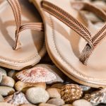 beach-thongs-3046073_1280