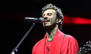 buray-daricada-muzik-dolu-bir-gece-yasatti-ld96bB3m.jpg