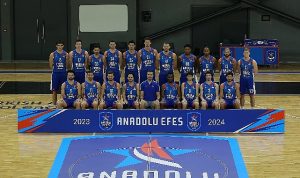 anadolu-efes-yeni-sezon-oncesinde-kamera-karsisina-gecti-5OEH3yb5.jpg