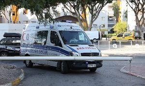 antalya-buyuksehir-evde-saglik-hizmetleri-ile-yuzlerce-hastaya-ulasiyor-D8wDQs5k.jpg