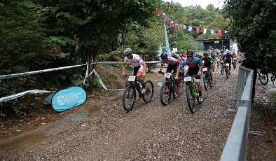 Kocaeli’de Uluslararası Dağ Bisikleti Kupası Yarışları tamamlandı