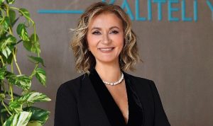 aynada-gorunen-sen-ile-barisik-olmak-jQLhIDr8.jpg
