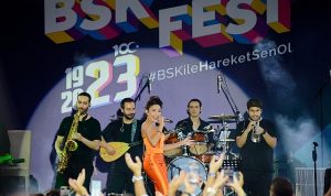 borusanlilar-borusan-spor-kulubu-festivalinde-cumhuriyetin-100-yilini-kutladi-sVhXXt7h.jpg