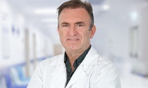 diz-protezi-ameliyatlarinda-robotik-cerrahi-ile-kisiye-ozel-tedavi-imkani-saglanabiliyor-hNl9HCUm.jpg