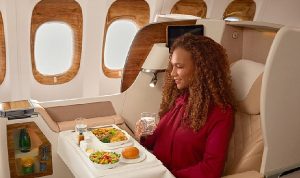 emirates-ucak-ici-yemek-on-siparis-hizmetini-avrupa-genelinde-genisletiyor-bQFpAOYs.jpg