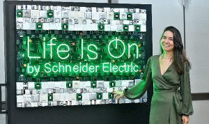 schneider-electric-net-sifir-binalar-alaninda-yenilikci-liderlerle-bir-araya-geldi-RVmBgQfQ.jpg