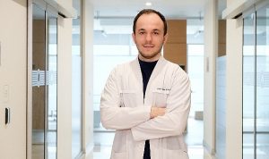 sinus-lift-islemiyle-beraber-ayni-seansta-implant-uygulanabiliyor-5MlQHRpp.jpg
