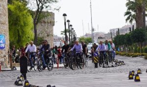 veloturk-gran-fondo-cesme-by-salcano-start-aldi-BmPgAjHu.jpg