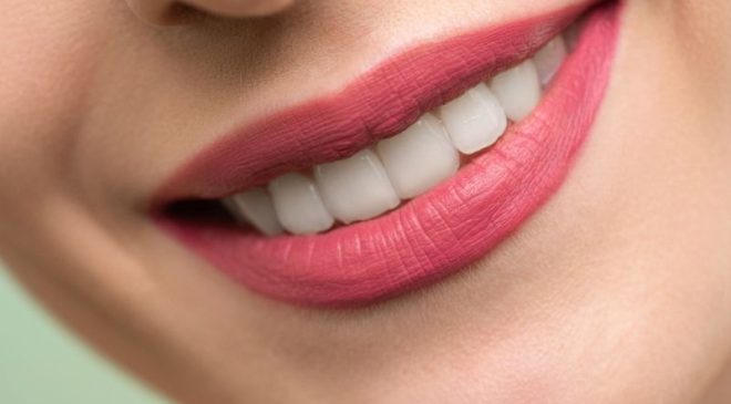 Zirkonyum Diş Kaplamaları: Fiyatları Nasıl Belirlenir ve Bakımı Nasıl Yapılmalıdır?
