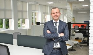 turktraktor-aaa-seviyesindeki-uzun-vadeli-kredi-notuyla-guven-tazeledi-arRLI7hB.jpg