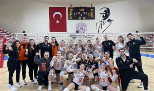 eczacibasi-2lig-yari-finallerinde-sahne-aliyor-Ge8CethC.jpg