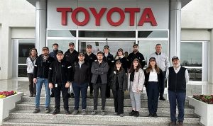 toyota-otomotiv-sanayi-turkiye-once-bagis-sonra-fabrika-turu-projesine-kaldigi-yerden-devam-ediyor-wukAGhkV.jpg