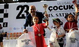 23-nisan-satranc-turnuvasi-sona-erdi-Q5CpzsT5.jpg