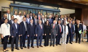 egeli-zeytin-zeytinyagi-ihracatcilari-ambalajli-ihracati-odullendirdi-HYL4k5hn.jpg
