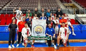 golcuk-belediyespor-genc-erkekler-voleybol-takimi-boluda-duzenlenen-turkiye-ceyrek-final-maclarinda-yari-finallere-4Iuasumt.jpg
