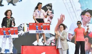 maraton-izmirde-oduller-dagitildi-9K5uuPu6.jpg