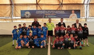nevsehir-belediyesi-tarafindan-duzenlenen-ilkokullar-arasi-23-nisan-hali-saha-futbol-turnuvasi-ceyrek-final-MA6KOuBB.jpg