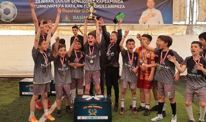 nevsehir-belediyesi-tarafindan-duzenlenen-ilkokullar-arasi-23-nisan-hali-saha-futbol-turnuvasinda-sampiyon-necip-nPLfMYRv.jpg