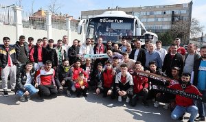 sivas-belediye-baskani-dr-adem-uzun-deplasmanda-oynanacak-trabzonspor-sivasspor-karsilasmasi-oncesi-kirmizi-beyazli-taraftarlari-GDc7Z53p.jpg