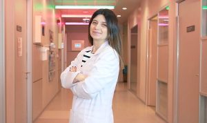aileler-iyi-bir-kariyerin-mutluluk-getirecegini-dusunuyor-mutluluk-varilmak-istenen-son-nokta-gEed4pvC.jpg