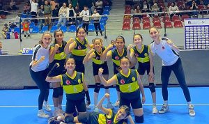 aliaganin-minikleri-gozunu-izmir-kupasina-dikti-OnbWS6sD.jpg