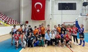 avcilar-belediyesi-spor-kulubu-madalyaya-doymuyor-la7XQwsp.jpg