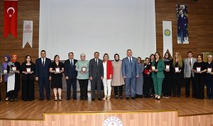 harran-universitesi-kurumlarin-isbirliginde-hemsirelik-haftasi-coskulu-bir-programla-kutlandi-BKJ4x2eu.jpg