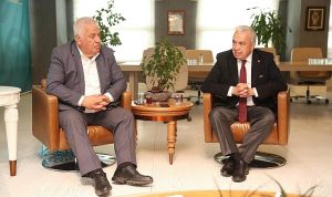 nilufer-belediyesporun-yeni-yonetiminden-baskan-ozdemire-ziyaret-8h57NZTC.jpg