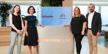 akbanklilarin-girisim-fikrine-akbanktan-400-bin-dolar-yatirim.jpg