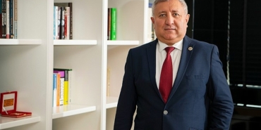 world-medicine-yukselisini-surduruyor.jpg