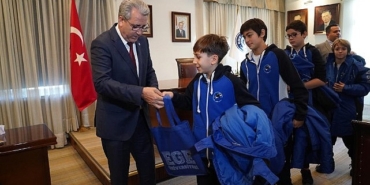 eu-spor-kulubu-gelecegin-cimnastik-yildizlarini-yetistiriyor.jpg