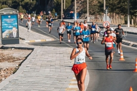 sedoxy-sports-events-organizasyonuyla-gerceklesecek-olan-uluslararasi-ayvalik-kurtulus-yari-maratonu-14-eylul-cumartesi-gunu-yerli-ve-yabanci-1000-sporcunun-katilimiyla-kosulacak.jpg