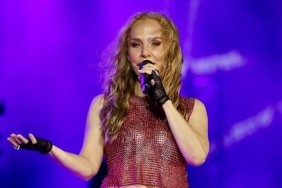 sertab-erener-istanbul-festivali-sahnesinde-yeni-sarkisi-sen-isteyi-ilk-kez-seslendirdi.jpg