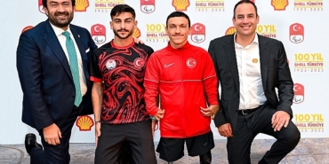 shellden-paralimpik-sporculara-resmi-taraftar-destegi-bir-kisi-daha.jpg