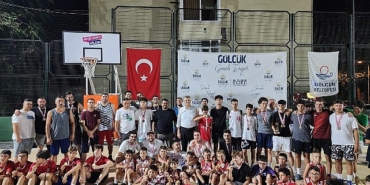 solene-donusen-sokak-basketbolu-rekor-katilimla-sona-erdi.jpg