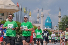 baskan-altay-4-uluslararasi-konya-yari-maratonu-kayitlarinin-basladigini-duyurdu.jpg