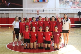 bayraklida-9-eylul-voleybol-turnuvasi.jpg