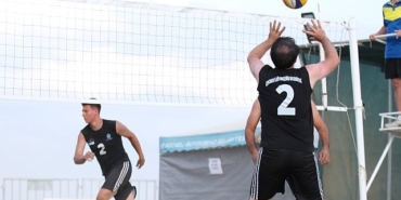 zafer-bayraminda-sekaparkta-voleybol-heyecani.jpg