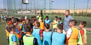 bucada-kis-futbol-okulu-icin-kayitlar-basladi.jpg