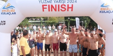 engelsiz-kulaclarin-6-si-fethiyede-gerceklesti-ozel-egitime-gereksinim-duyan-gencler-sadettin-saran-ile-yuzdu.jpg