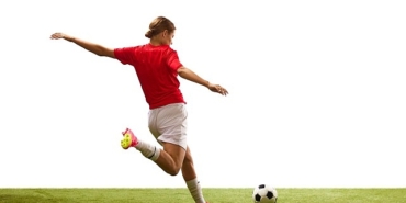ibb-kadin-futbol-turnuvasi-basliyor.jpg