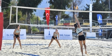 liseliler-plaj-voleybolu-senligi-coskuyla-sona-erdi.jpg