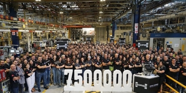 oyak-horse-7-5-milyonuncu-motor-uretimini-kutluyor.jpg