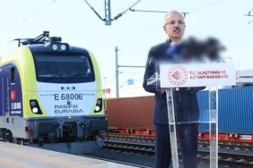 t-c-ulastirma-ve-altyapi-bakani-abdulkadir-uraloglu-pasifik-eurasia-dti-bir-yilda-600-milyon-euro-degerinde-750-bin-ton-ihracat-yuku-tasimayi-planliyor.jpg