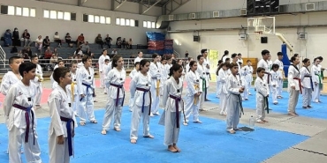 gelecegin-sampiyonlari-bornovada-yetisiyor.jpg