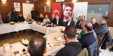 osmangazi-belediyespor-baskani-fatih-karayilan-spor-basini-ile-bulustu.jpg