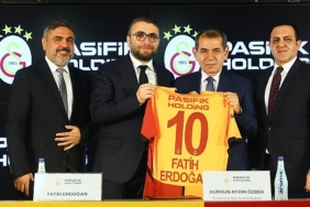pasifik-holding-galatasaray-futbol-a-takimina-forma-sirt-sponsoru-oldu.jpg