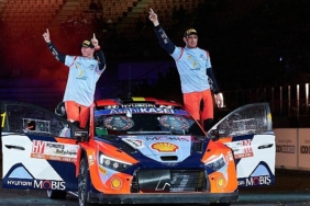 thierry-neuville-ve-martijn-wydaeghe-ikilisi-2024-wrc-dunya-pilotlar-sampiyonu-oldu.jpg