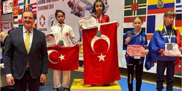 buyuksehir-belediyesporlu-fatma-azra-balkan-sampiyonu-oldu.jpg